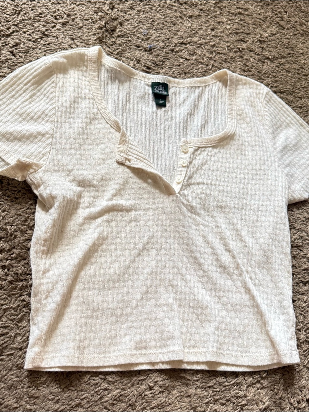 Wild Fable Women’s Small White Tennis Shirt Button Up V-Neck